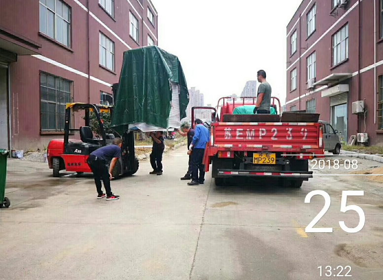 自動<a href='http://www.sholanto.com' target='_blank'><u>去毛刺機</u></a>